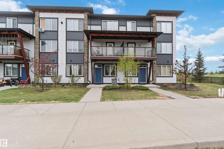 456 Allard Boulevard SW — photo 1