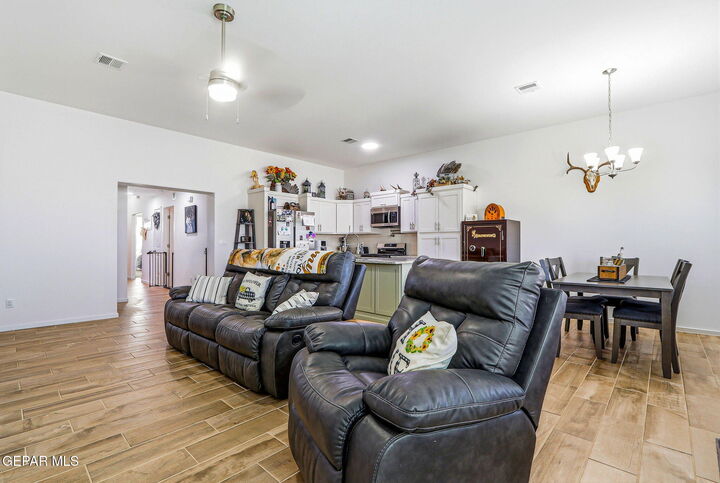 Property Photo:  776 Paseo Dulce Avenue  TX 79928 