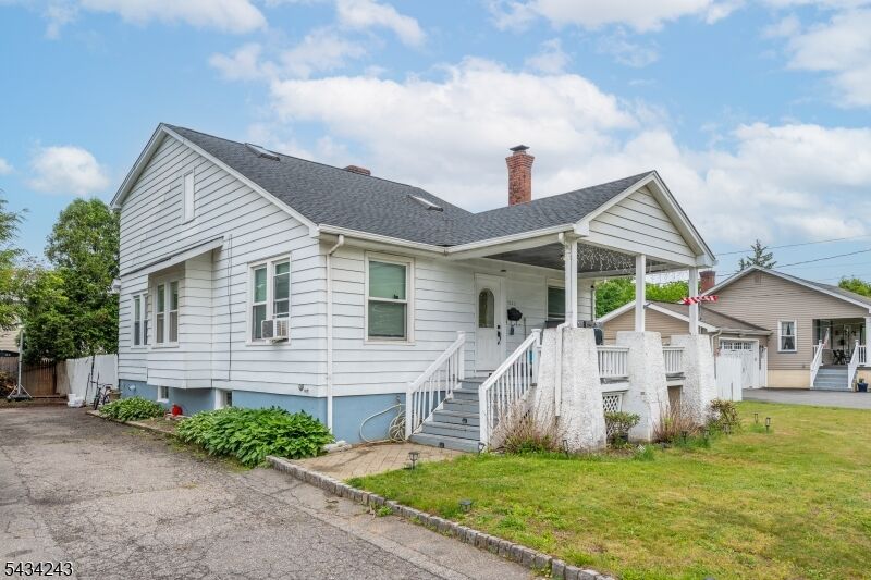 Property Photo:  1022 Ringwood Ave  NJ 07420 