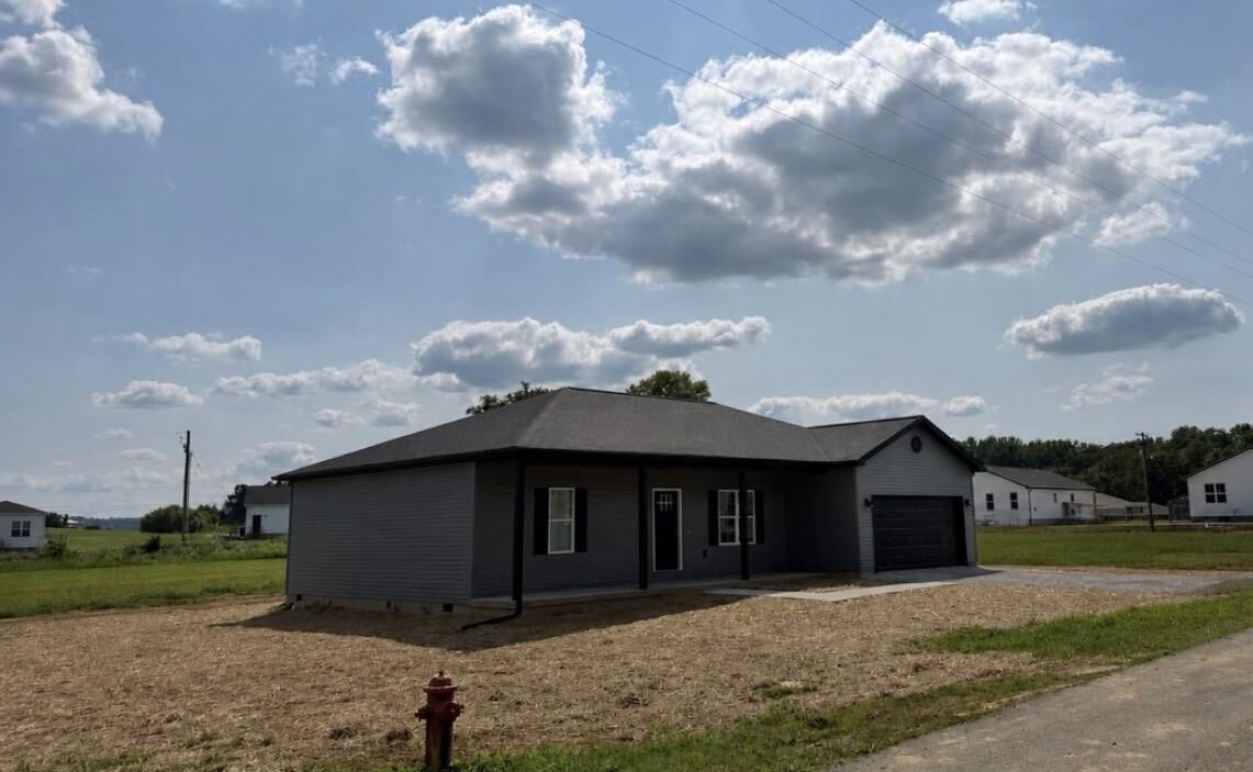 Property Photo: 1315 Mercer Ave KY 42437