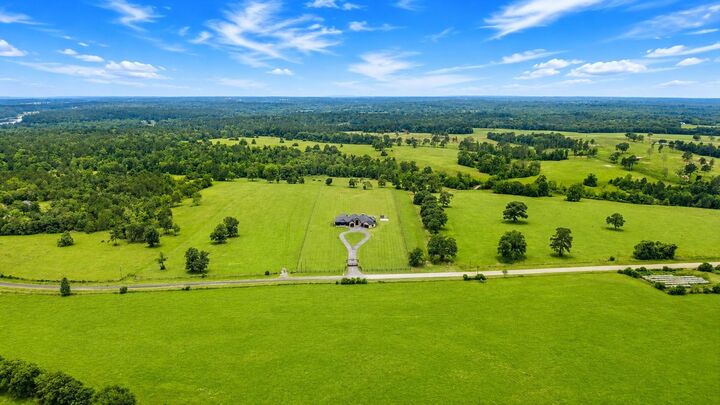 Property Photo:  8000 E County Road 212  TX 75831 