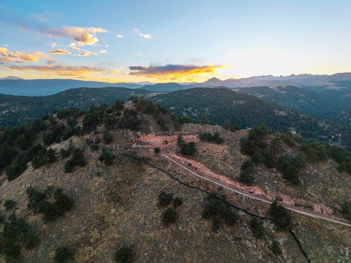 Property Photo: 634 Fountaintree Ln CO 80304