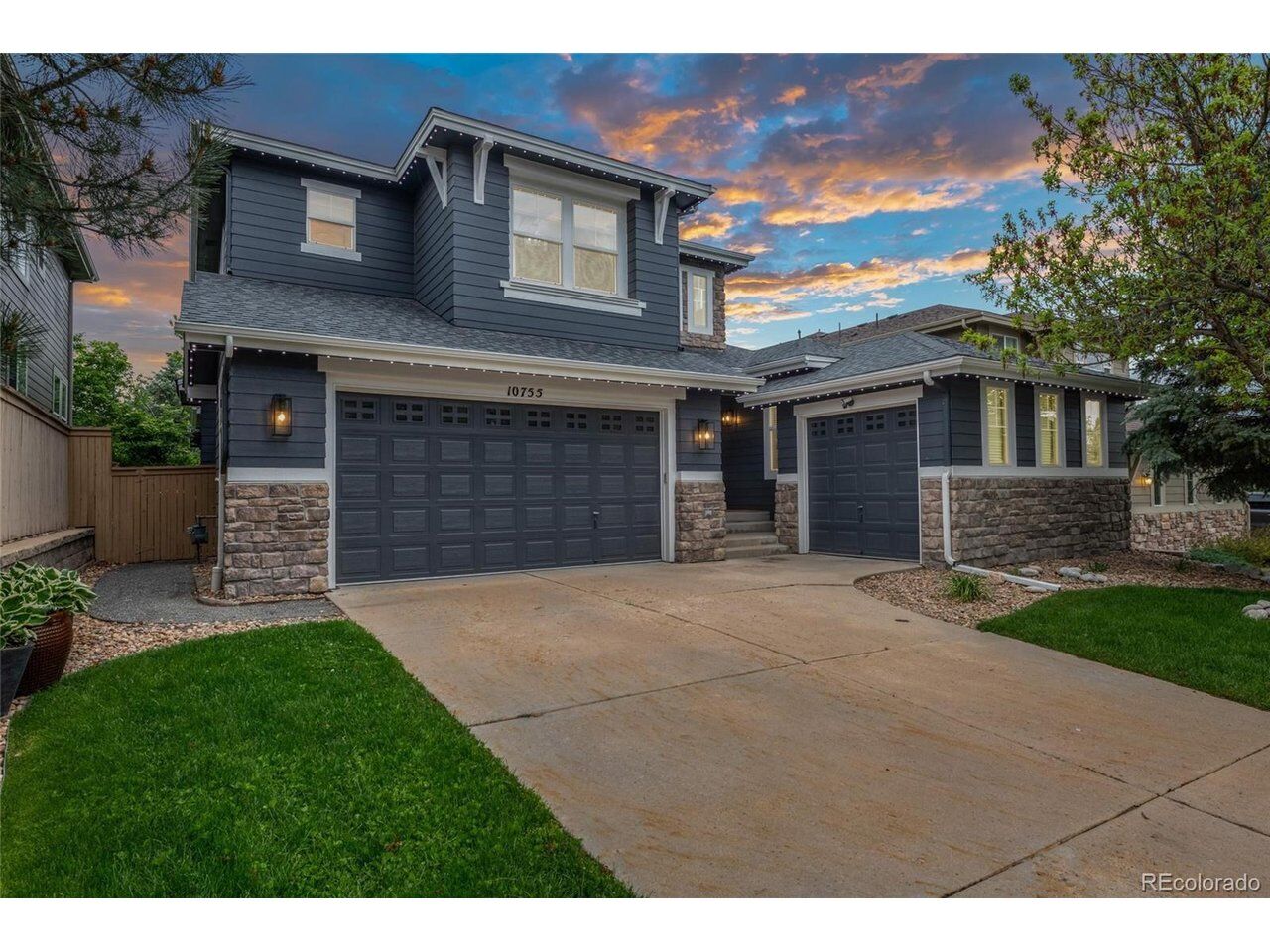 Property Photo:  10755 Glengate Cir  CO 80130 