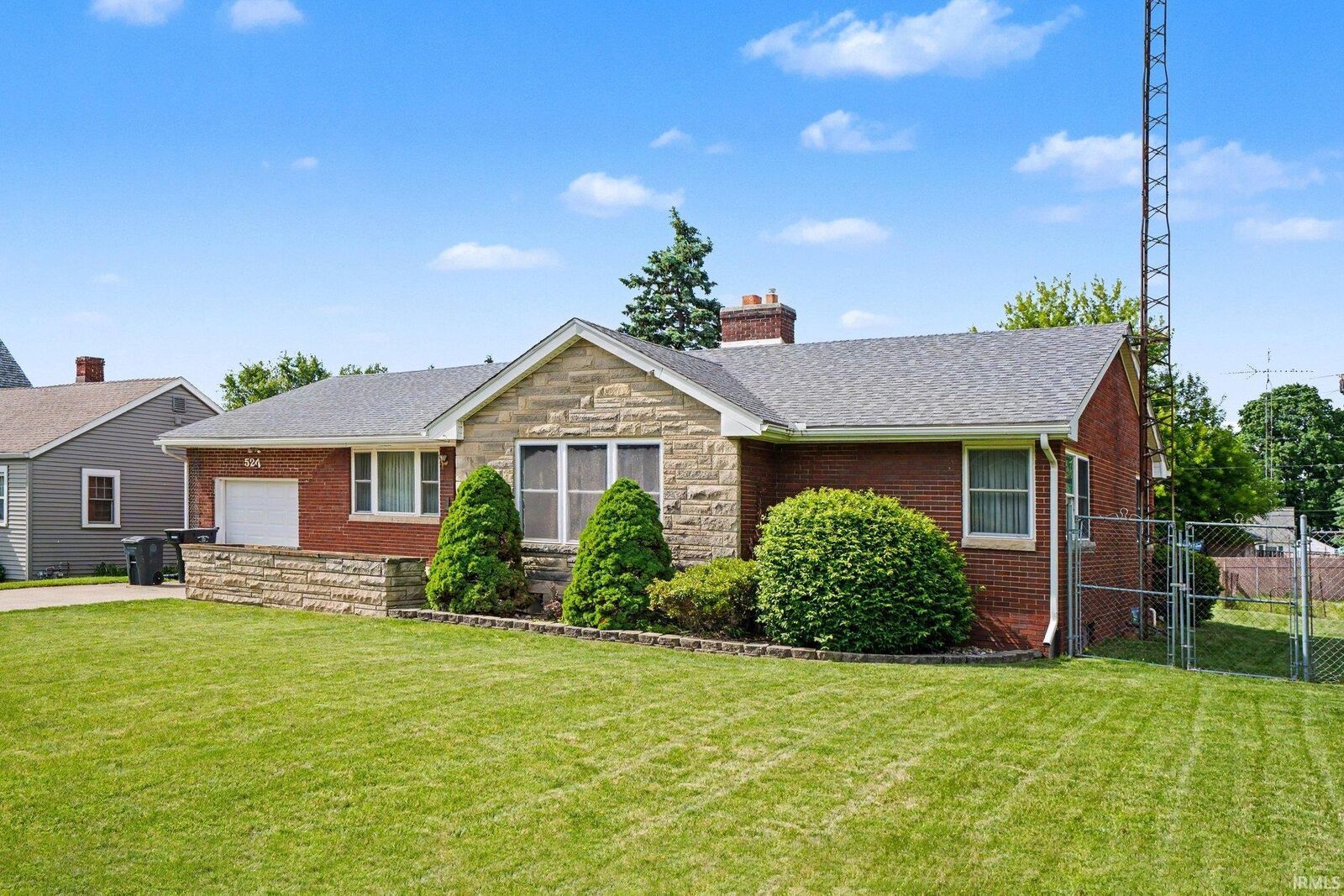 Property Photo: 527 E Farneman Avenue IN 46614