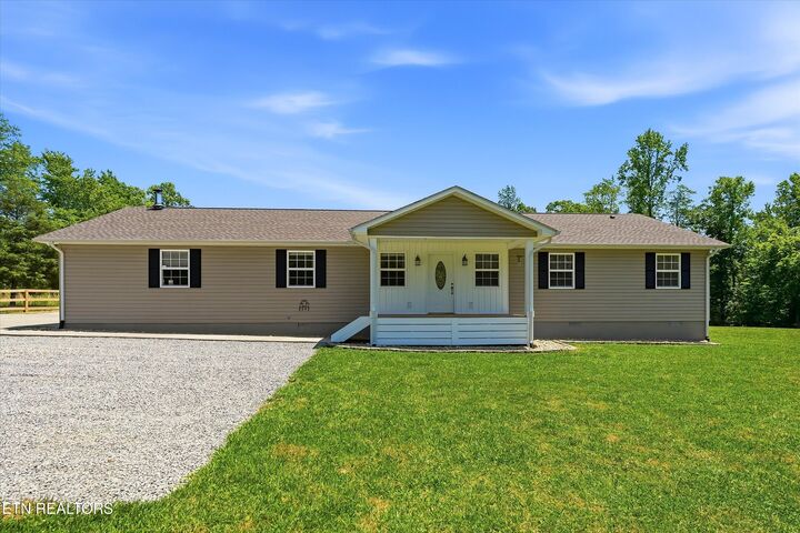 Property Photo: 362 County Road 189 TN 37322