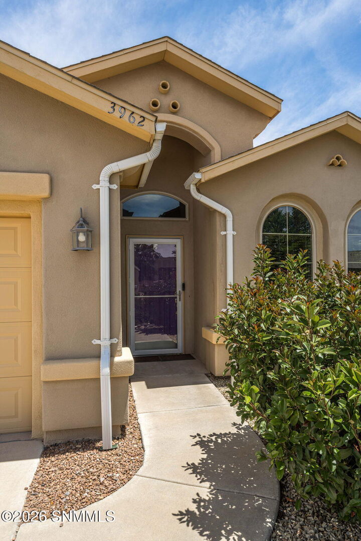 Property Photo:  3962 Agua Caliente Drive  NM 88012 