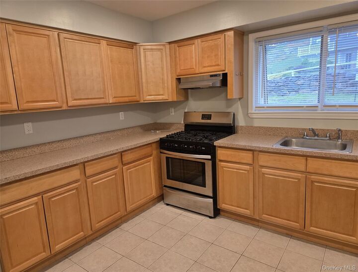 Property Photo:  16 Pavilion Ridge Way 7  NY 10901 