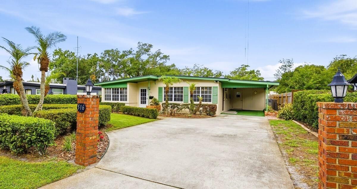 Property Photo:  516 S Highland Avenue  FL 34787 
