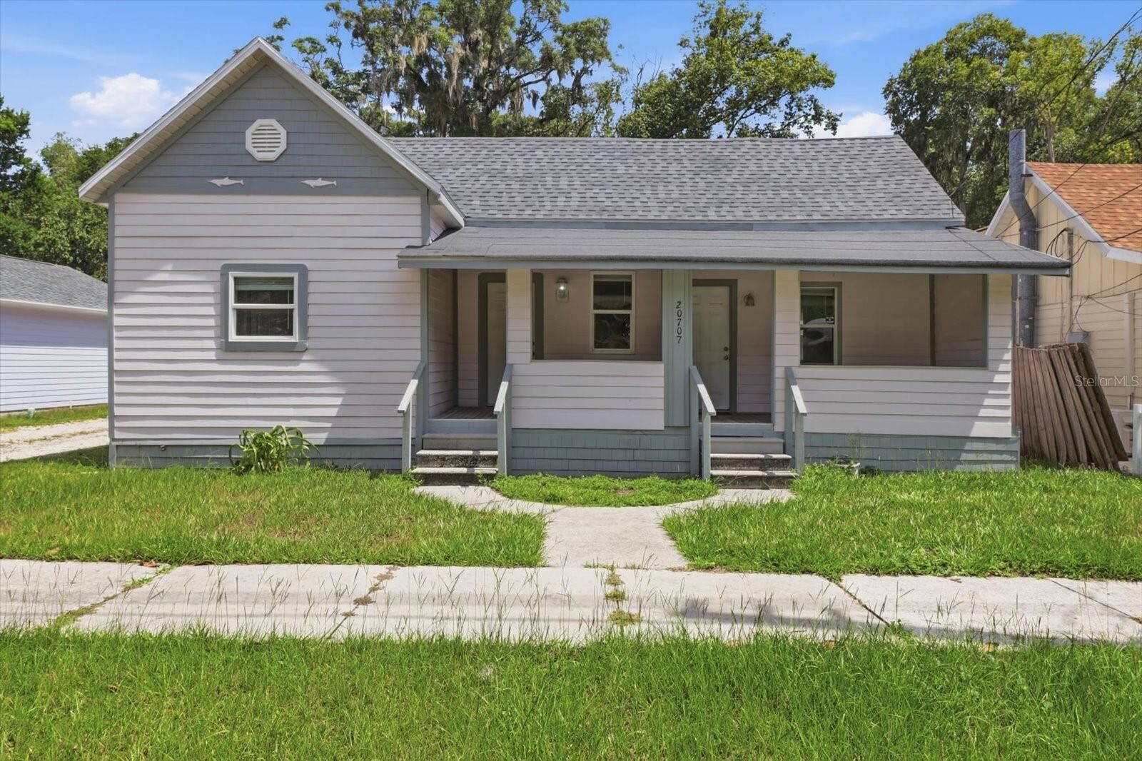 Property Photo: 20707 Walnut Street FL 34431