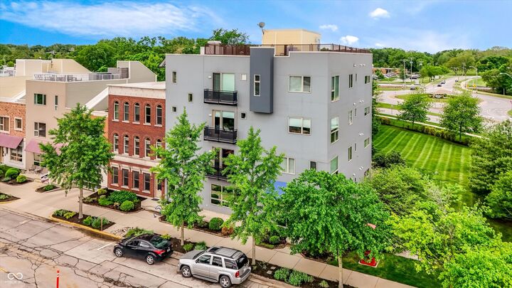 Property Photo:  1030 Jackson Street  IN 47201 