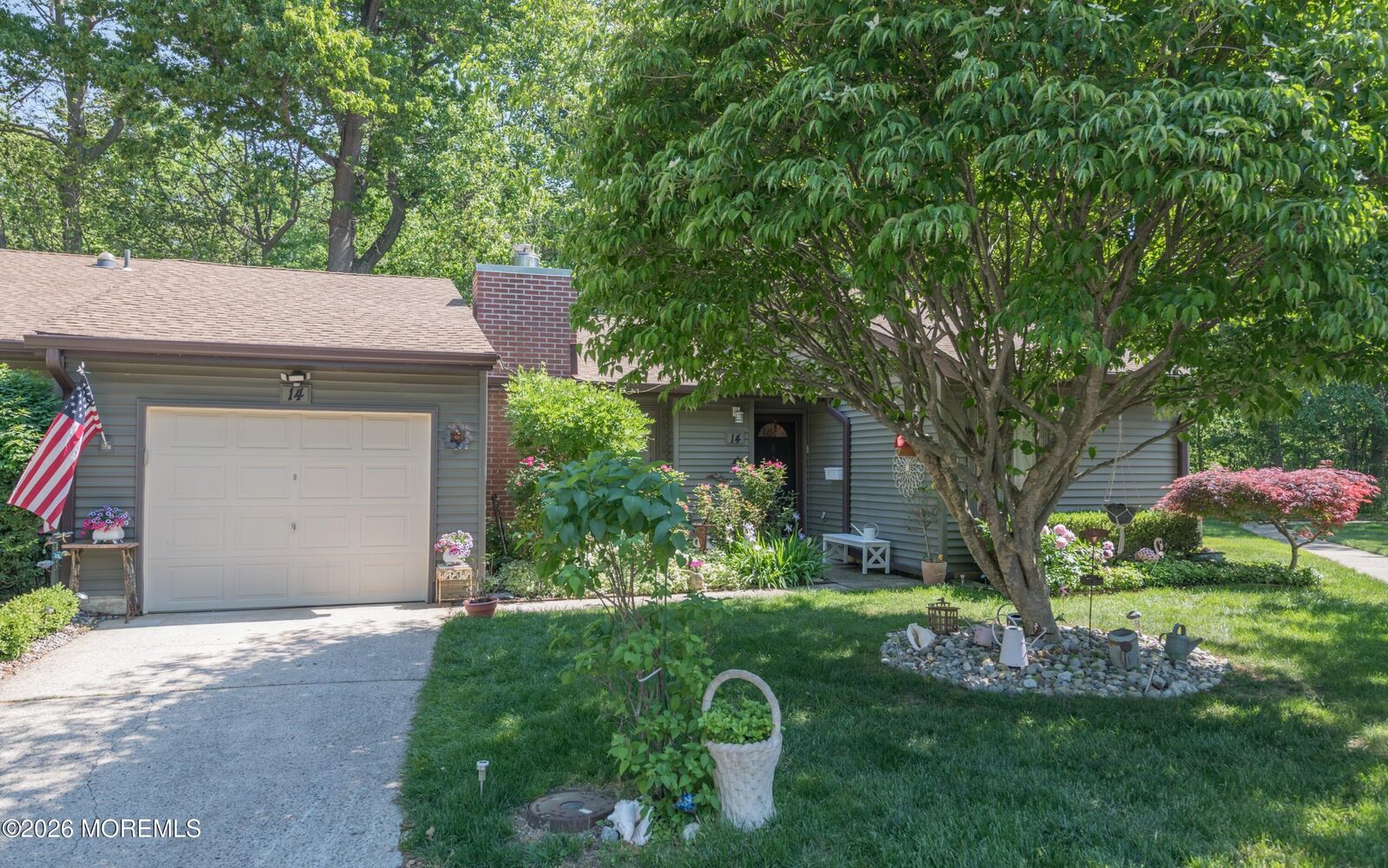 Property Photo:  14 Andover Court  NJ 07701 