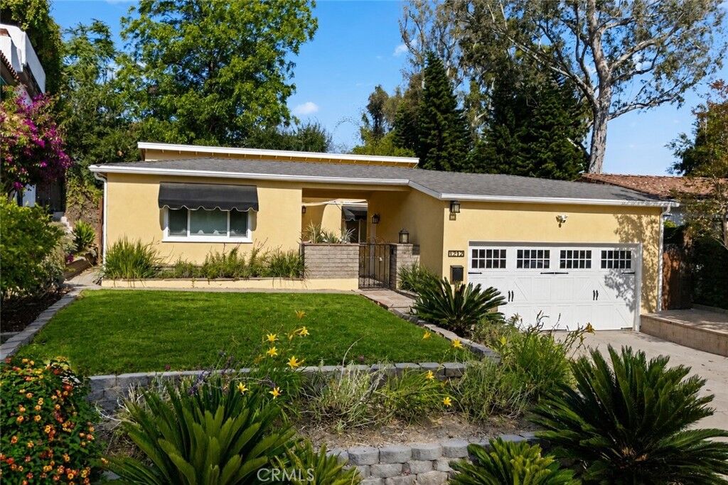 Property Photo:  1212 N Lemon  CA 92831 
