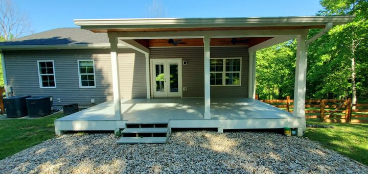 Property Photo: 2004 McMahan Hollow Rd TN 37146