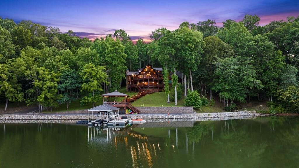 Property Photo:  119 Jasmine Lane  GA 30512 