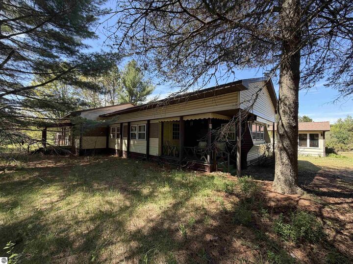 Property Photo:  13158 Cinder Road  MI 49617 