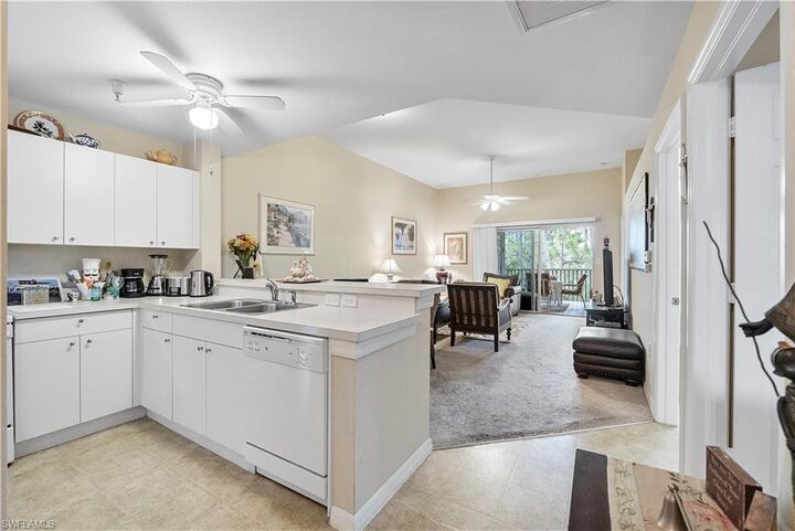 Property Photo:  4500 Botanical Place Cir 404  FL 34112 