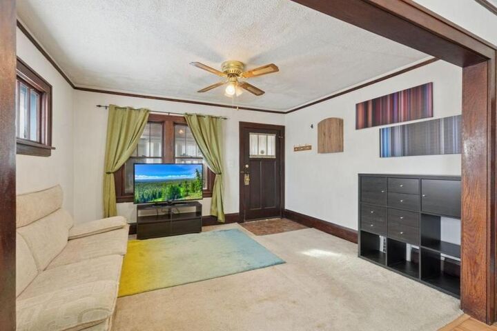 Property Photo:  67 Sidney Street W  MN 55107 