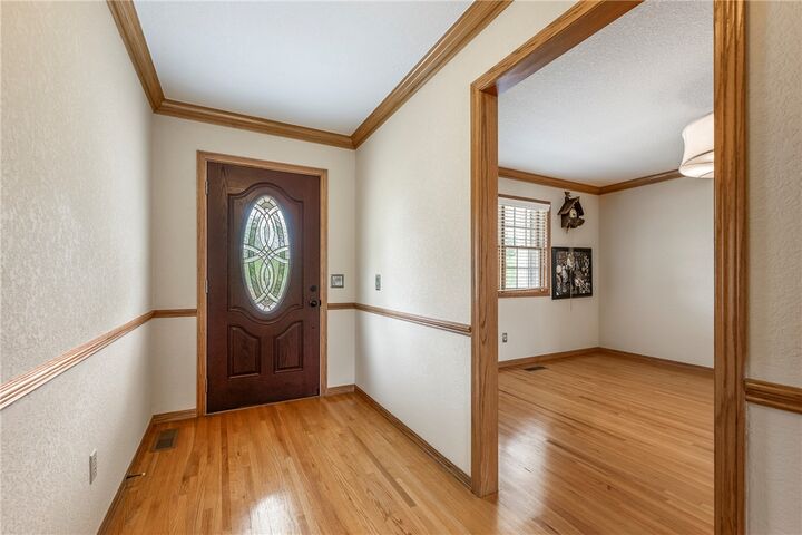 Property Photo:  1609 SW 2nd Street  AR 72712 