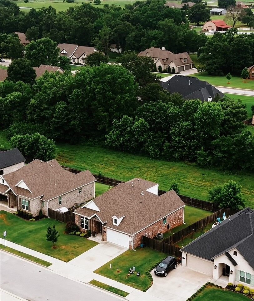 Property Photo:  7648 Phoenix Avenue  AR 72762 