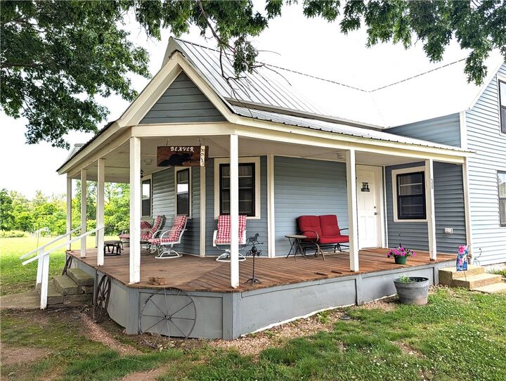 Property Photo:  30 County Road 721  AR 72616 