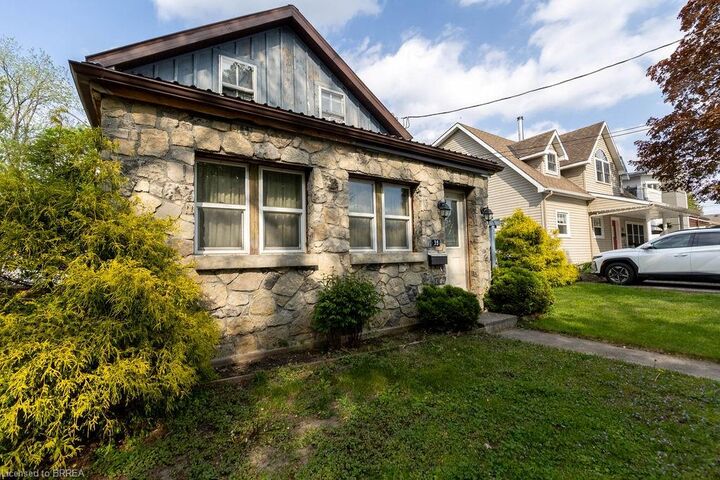 Property Photo: 39 Elm Street ON N3L 2L8