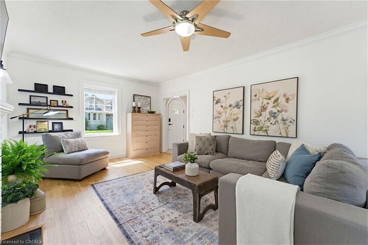 Property Photo:  45 Middleton Street  ON N1S 2R2 