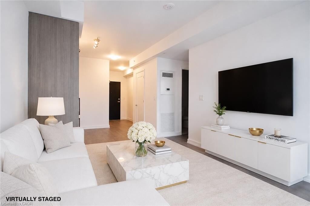 Property Photo:  75 James Street S 2008  ON L8P 2Y9 