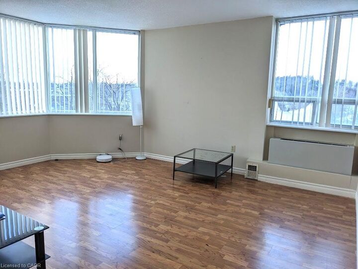 Property Photo:  3227 King Street E 610  ON N2A 3Z9 