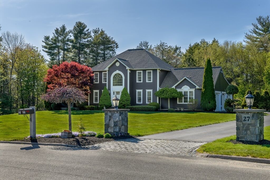 Property Photo:  27 Vista Circle  MA 01543 