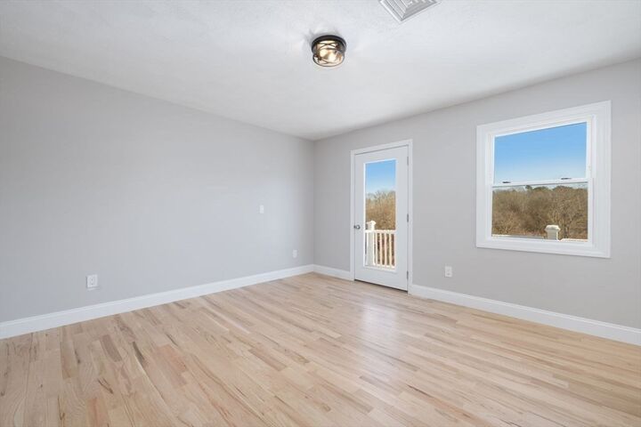 Property Photo: 36 Kinnicutt Ave RI 02885