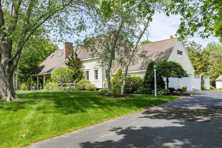 Property Photo:  8 Millbrook Lane  MA 01983 