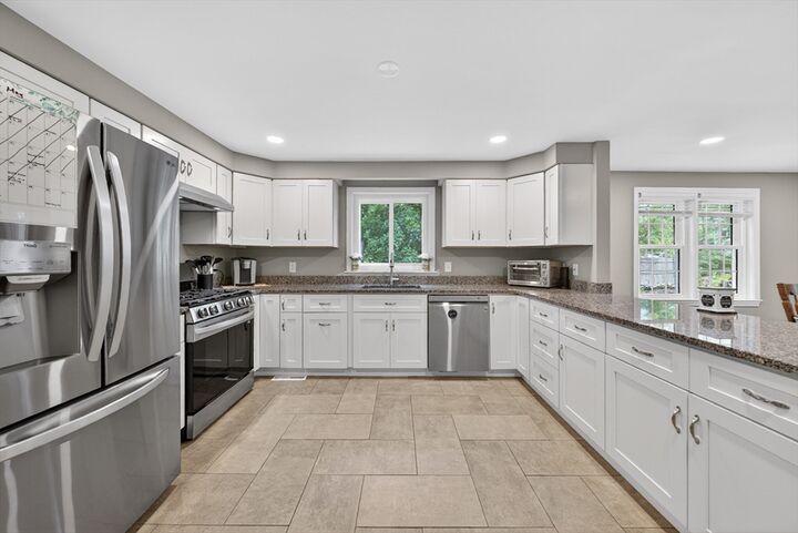 Property Photo:  25 Margate Rd  MA 01845 
