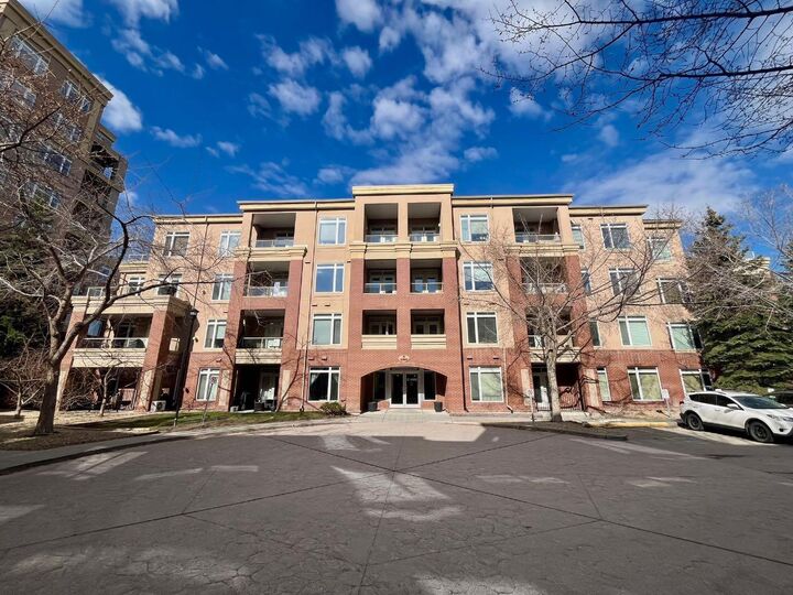 Property Photo: 24 Hemlock Crescent SW 4107 AB T3Z 2Z1