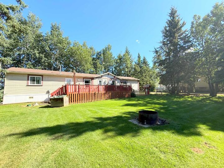 Property Photo: 682001A Range Road 222.9 AB T9S 2B8