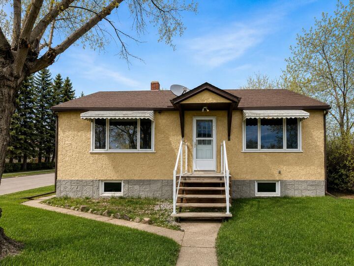 614 6 Avenue — photo 1