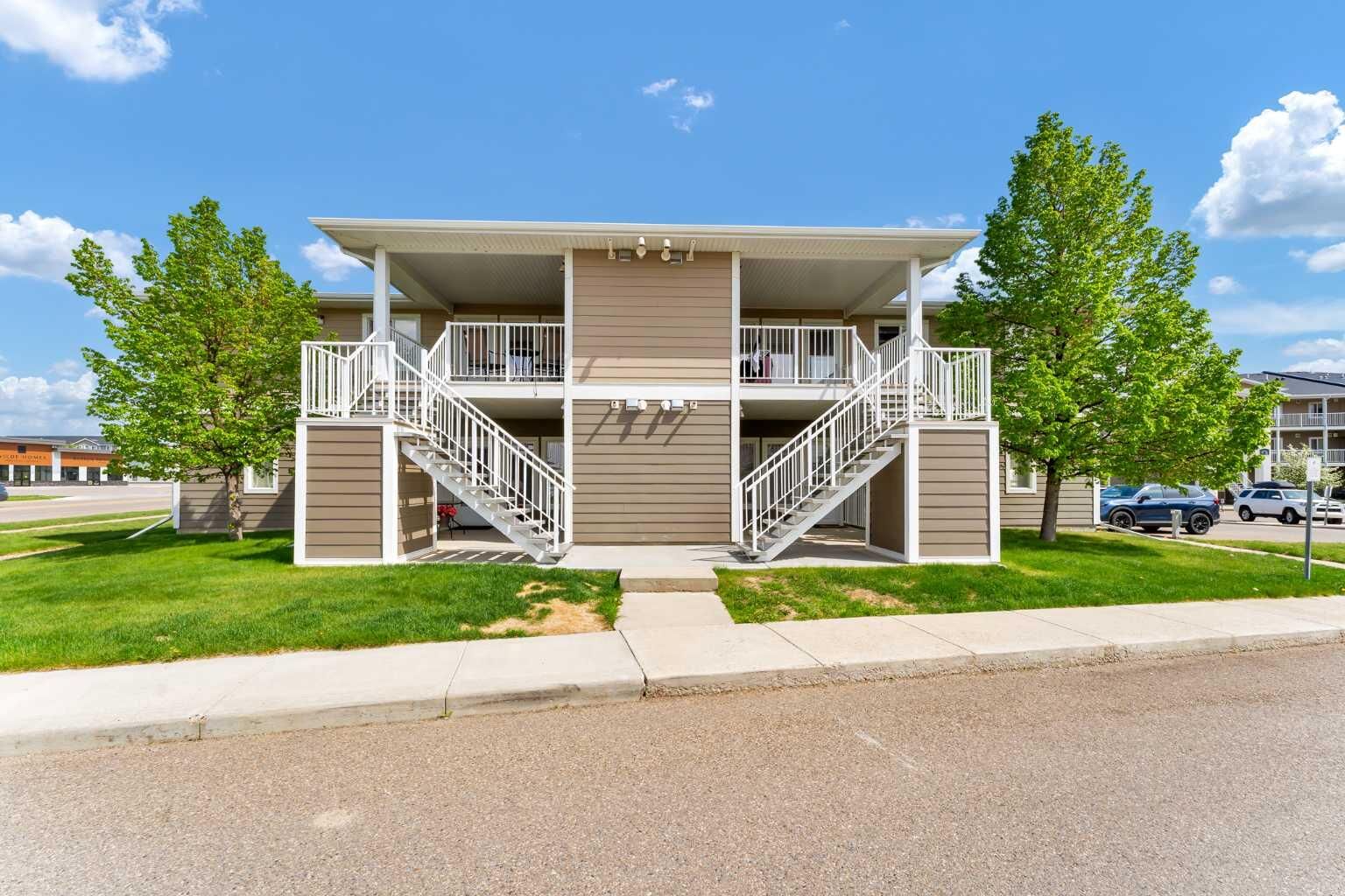 Property Photo:  101 Southlands Pointe SE  AB T1B 0M5 