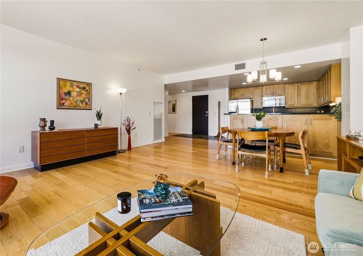 Property Photo:  1515  Dock Street 406  WA 98402 