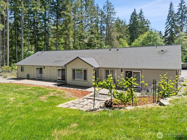 Property Photo:  291 SE Home Port Lane  WA 98584 