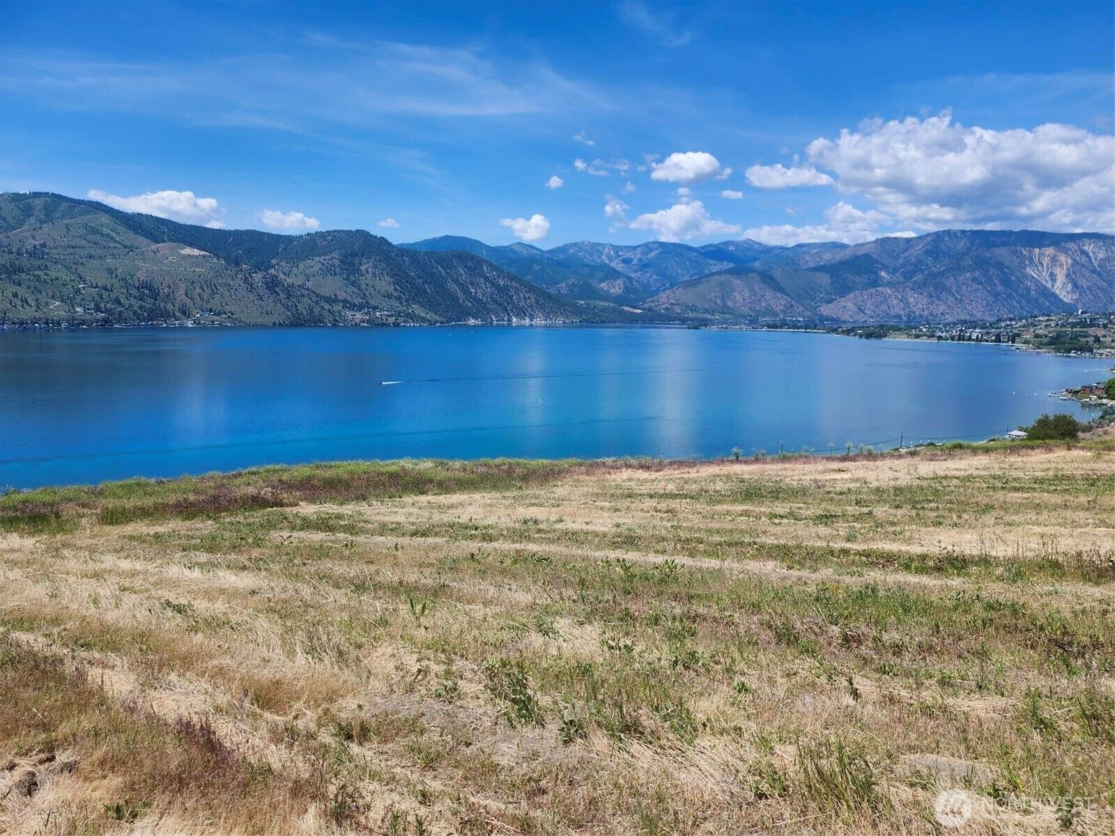 Property Photo:  155  Makai Road  WA 98831 