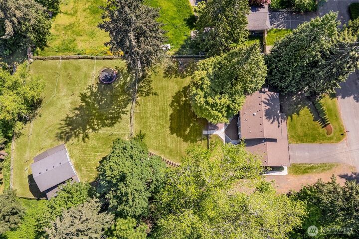 Property Photo: 4434 137th Avenue NE WA 98005