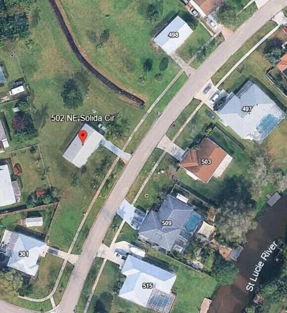 Property Photo:  502 NE Solida Circle  FL 34983 