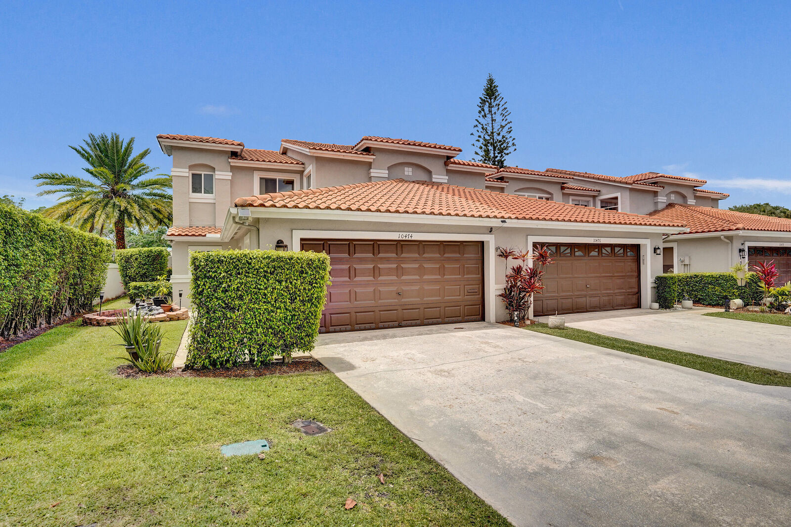 Property Photo:  10474 Mateo Court 10474  FL 33498 
