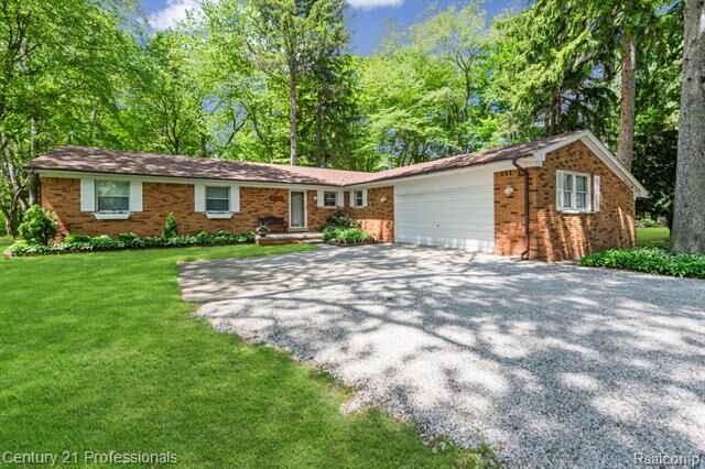 Property Photo:  8638 Stone Road  MI 48001 
