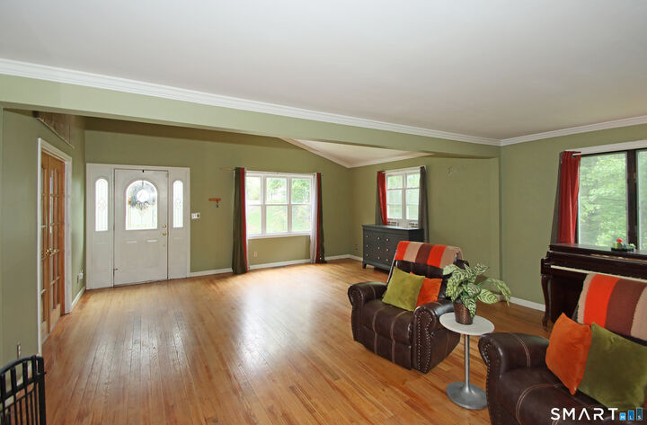 Property Photo:  440 Dunbar Hill Road  CT 06514 
