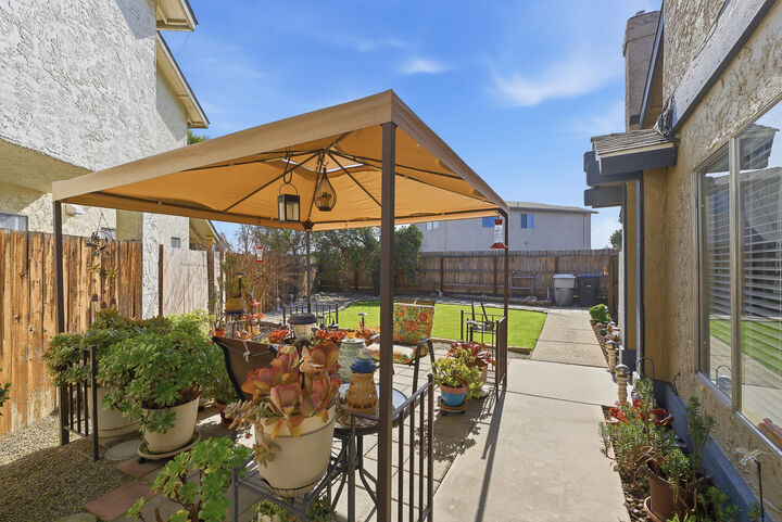 Property Photo: 1205 E Ferguson Avenue CA 93292