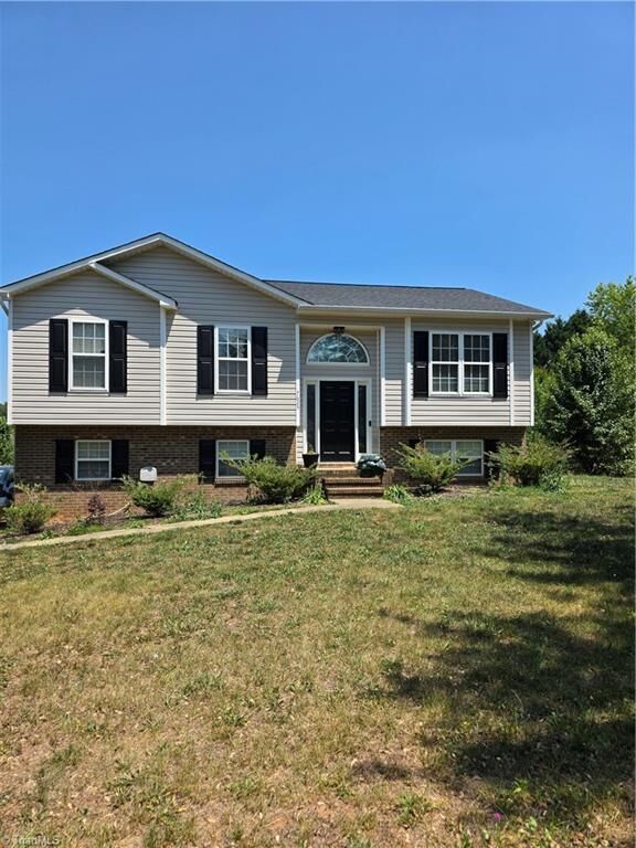 Property Photo: 7625 Stonewell Lane NC 27050