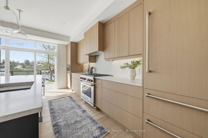 Property Photo: 107 Villeneuve Drive ON K0K 2T0
