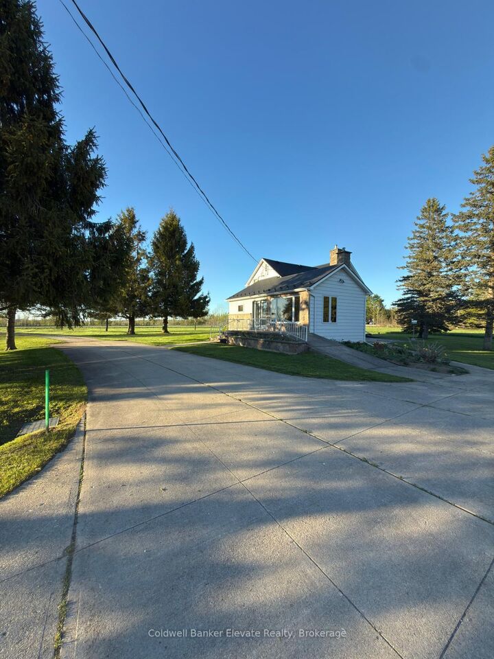 Property Photo:  441408 Concession 21 N/A  ON N0H 2T0 