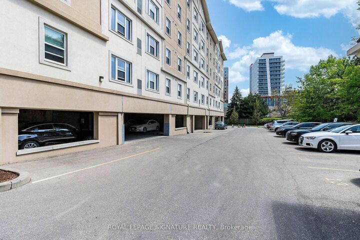 Property Photo: 251 Lester Street 401 ON N2L 3W6