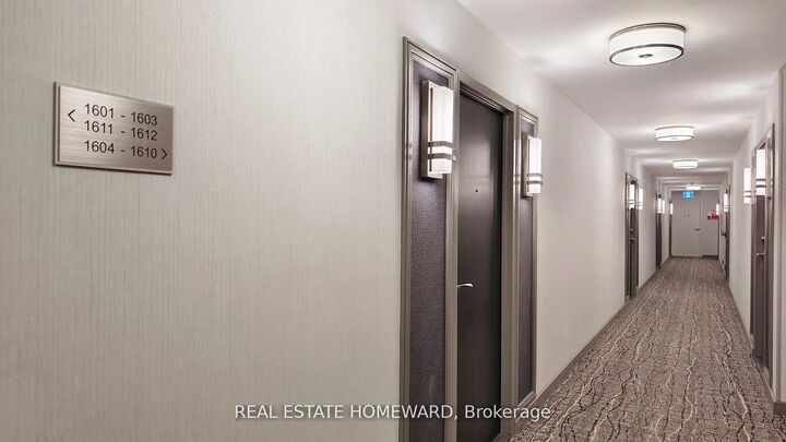 Property Photo:  15 Maitland Place 1609  ON M4Y 2X3 